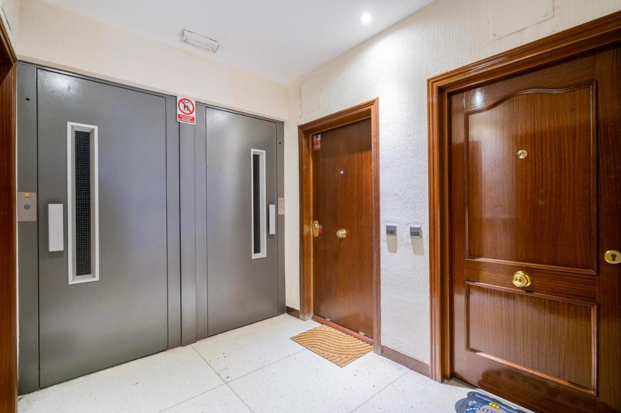 For You Rentals Moderno Apartamento Temporal Cerca Zoo Y Del Parque De Atracciones Ceb76 Madrid Exterior photo